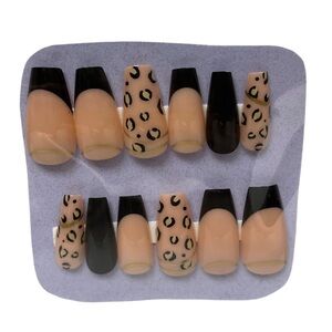 Press-On Nails Leopard Print and Black French Tip size large